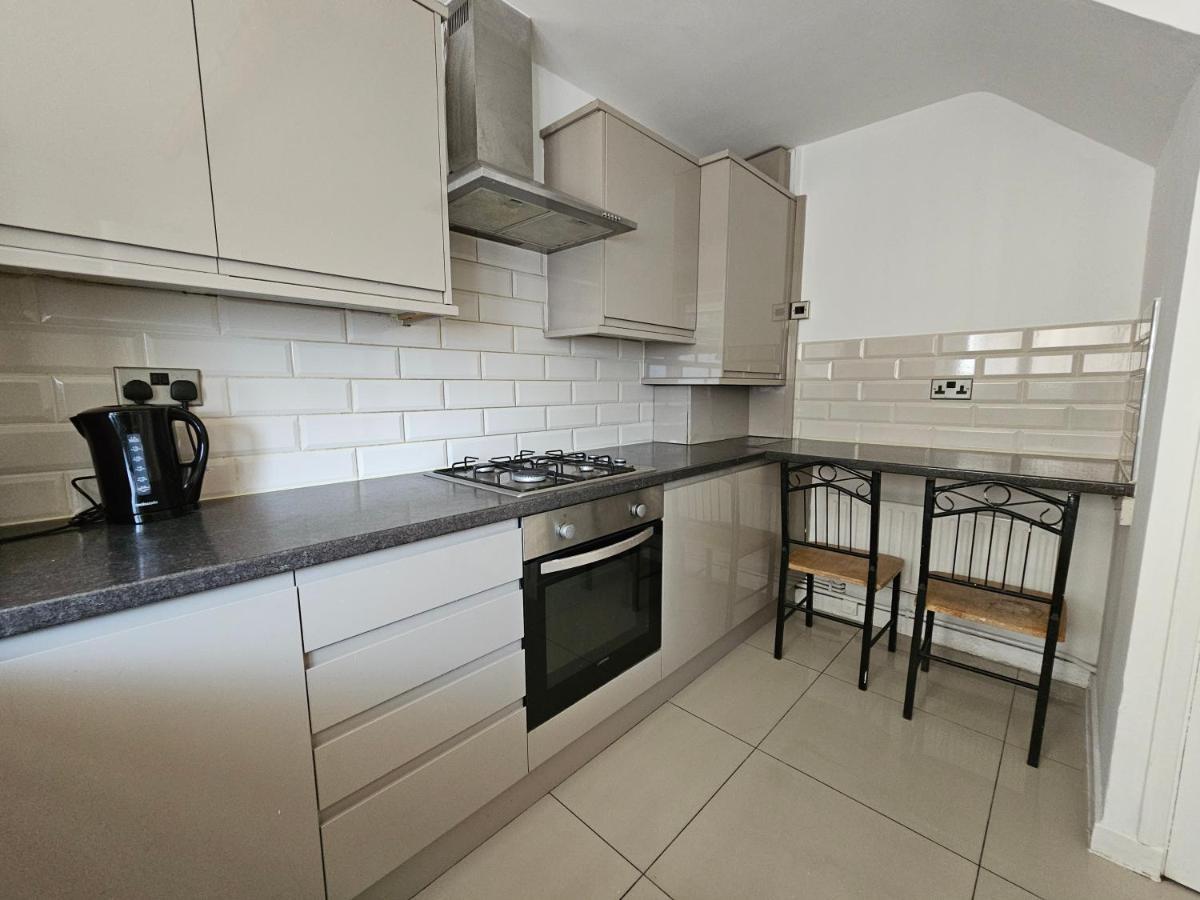 Towerhill Rooms Лондон Екстер'єр фото