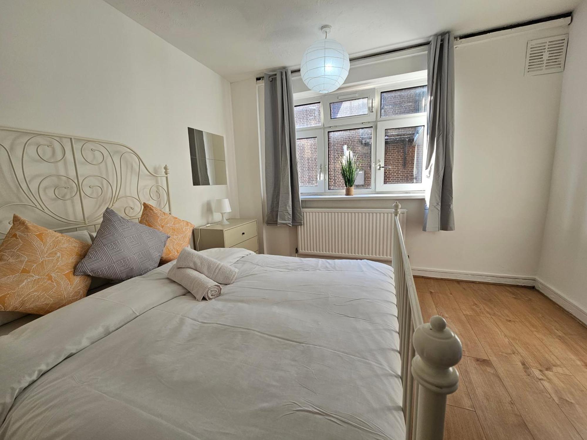 Towerhill Rooms Лондон Екстер'єр фото